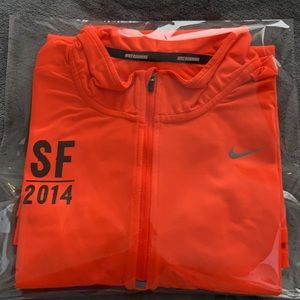 Nike Men’s Dri-Fit Running Zip Pullover